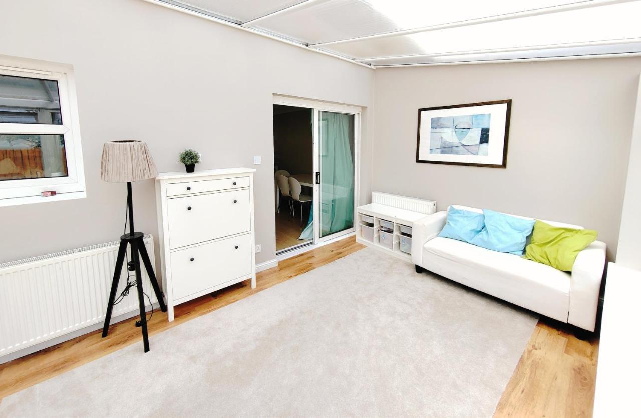 Modern And Spacious Double&King Bedrooms Both With Private Bathrooms Edimburgo Exterior foto
